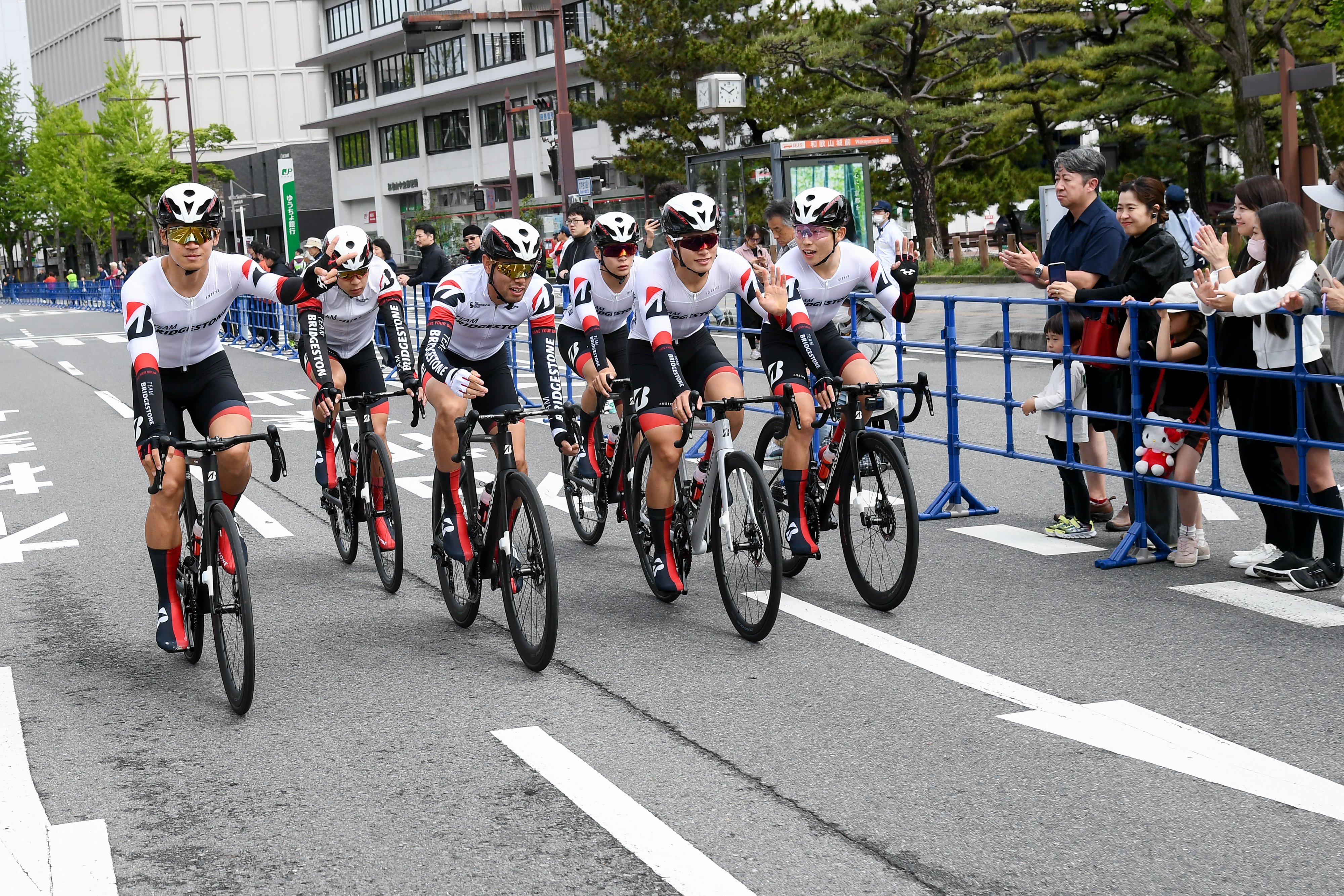 【和歌山城クリテリウム】城下を駆け抜けた白熱の前哨戦　岡本勝哉が6位でフィニッシュ